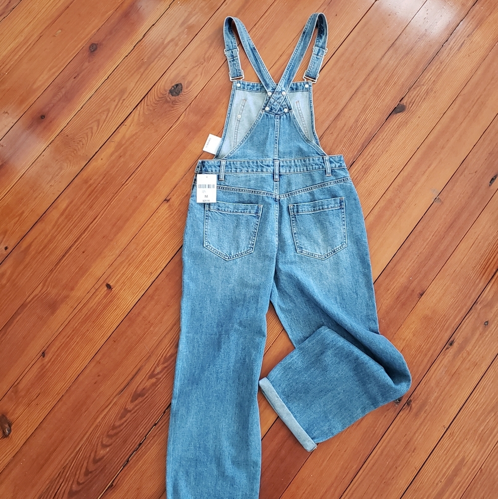 Overall - Picture 3 of 3